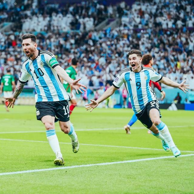 史诗对决！世界杯上演极限翻盘