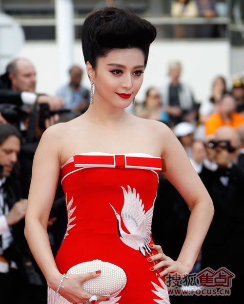 爱游戏APP-奥地利队逆转韩国队，奥恰洛夫惊艳四座