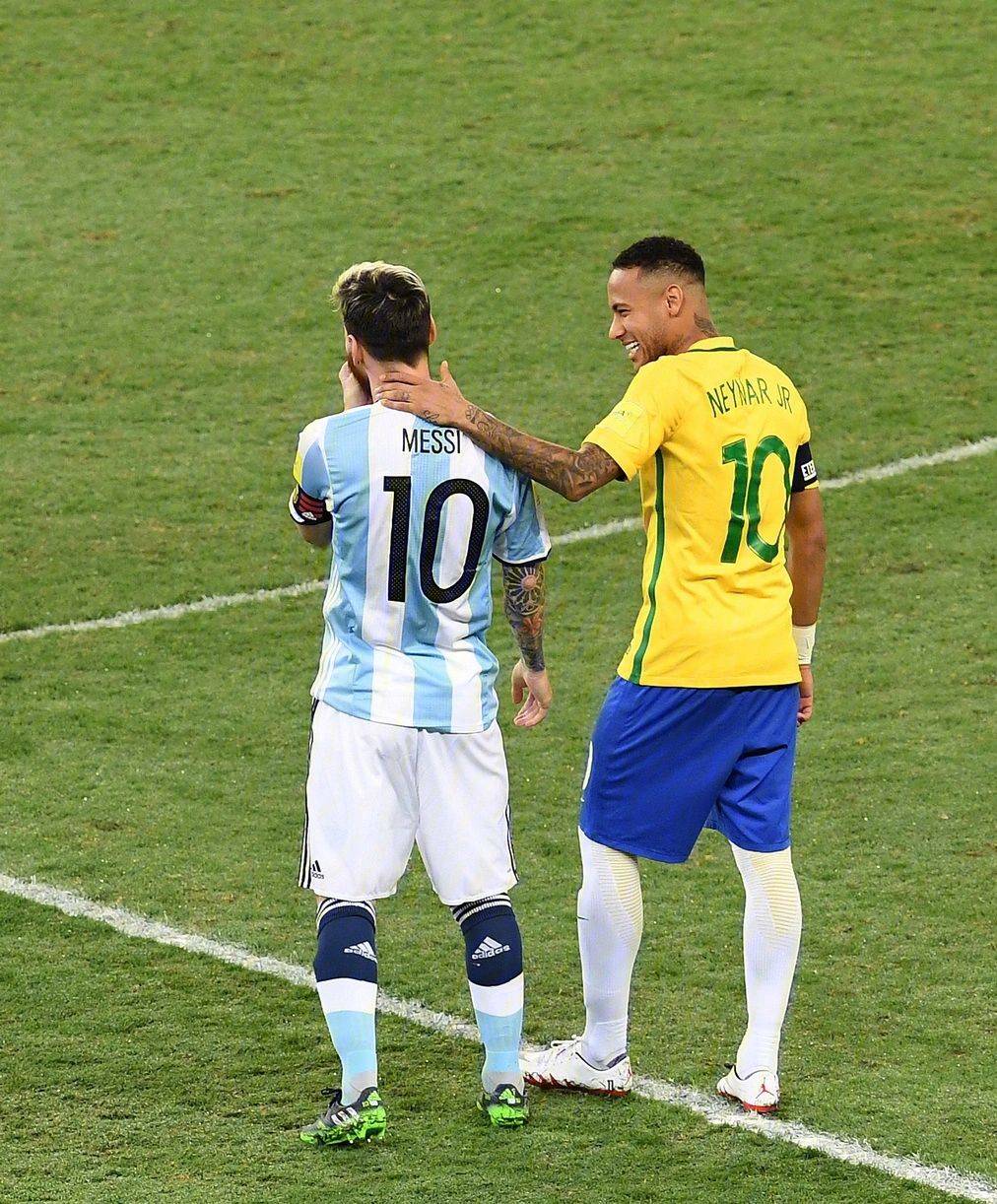 荷兰对阵巴西，实力对比谁更胜一筹？