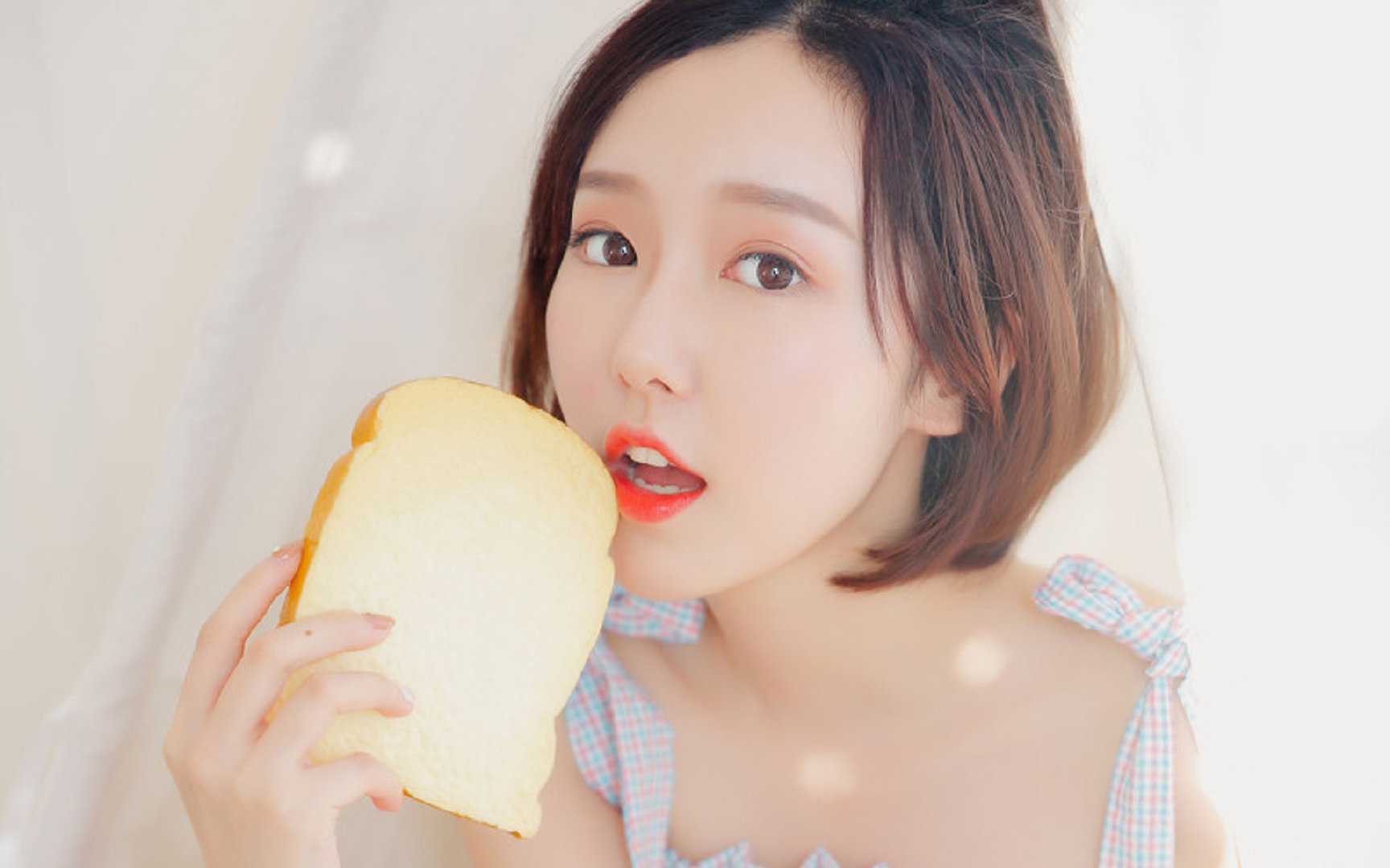 爱游戏娱乐-篮球的朝圣与叛逆—米切尔如何撕裂铁血的防线