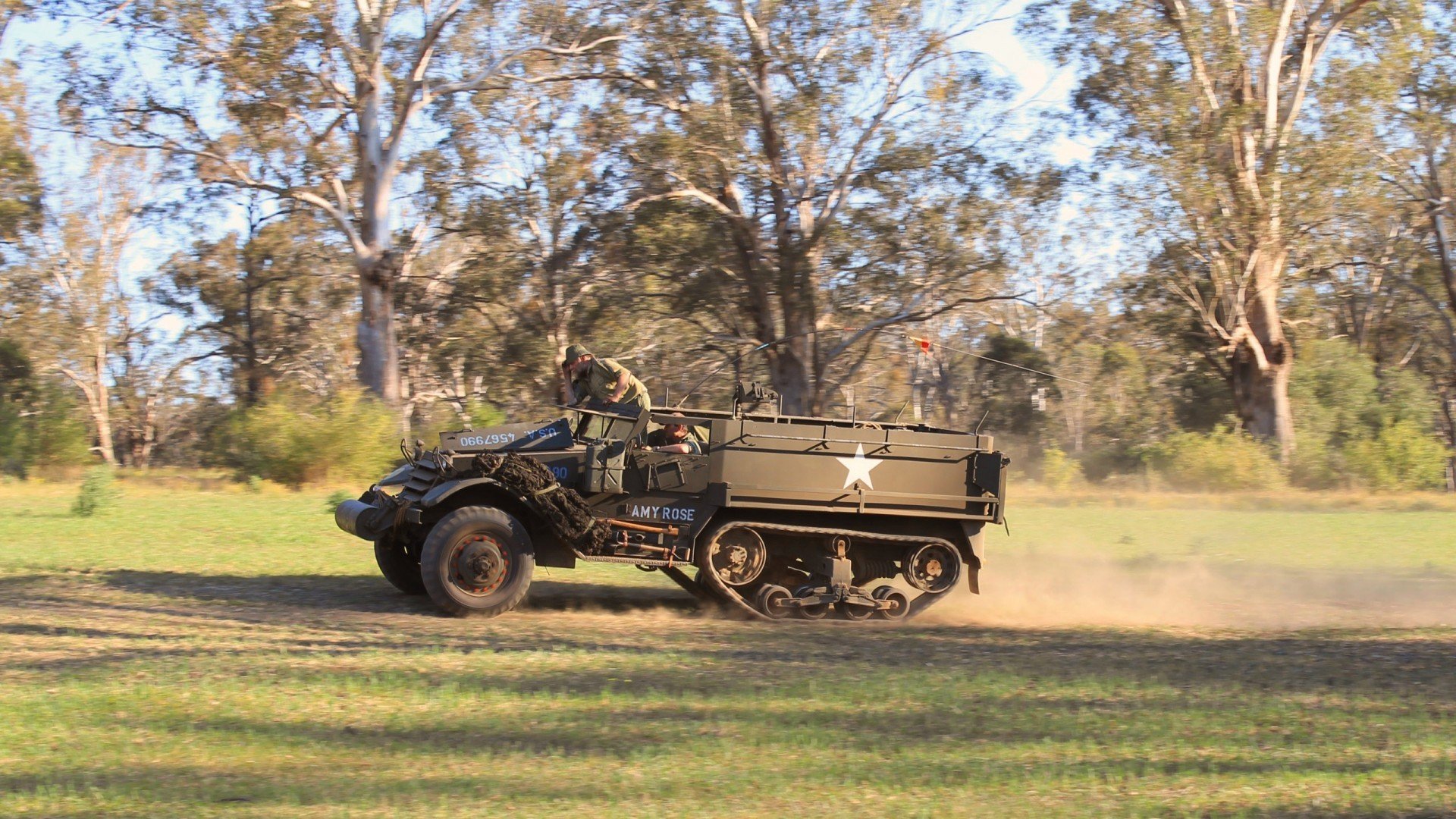 爱游戏tv-被选择VS被选中，爱德华兹证明孤胆英雄有两种当法